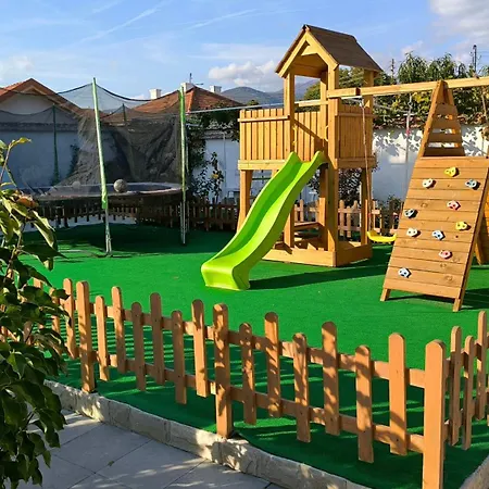 ヴィラ етерна - Eterna